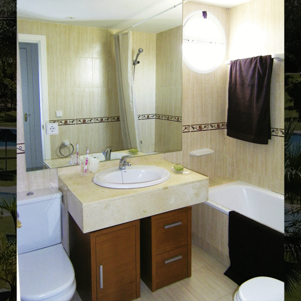 Baño 2 Atico Marbella Booking