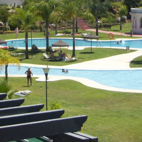 ZOOM PISCINAS